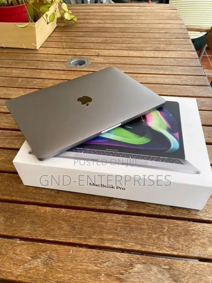 Laptop Apple MacBook 12GB Apple M3 Max SSD 1T