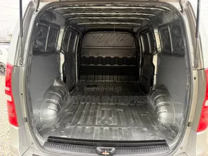 Hyundai Starex 2012 Silver