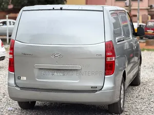 Hyundai Starex 2012 Silver