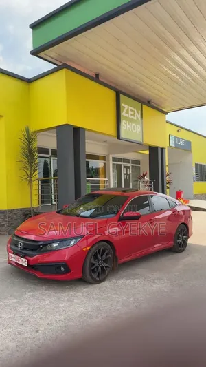 Honda Civic 2018 Red