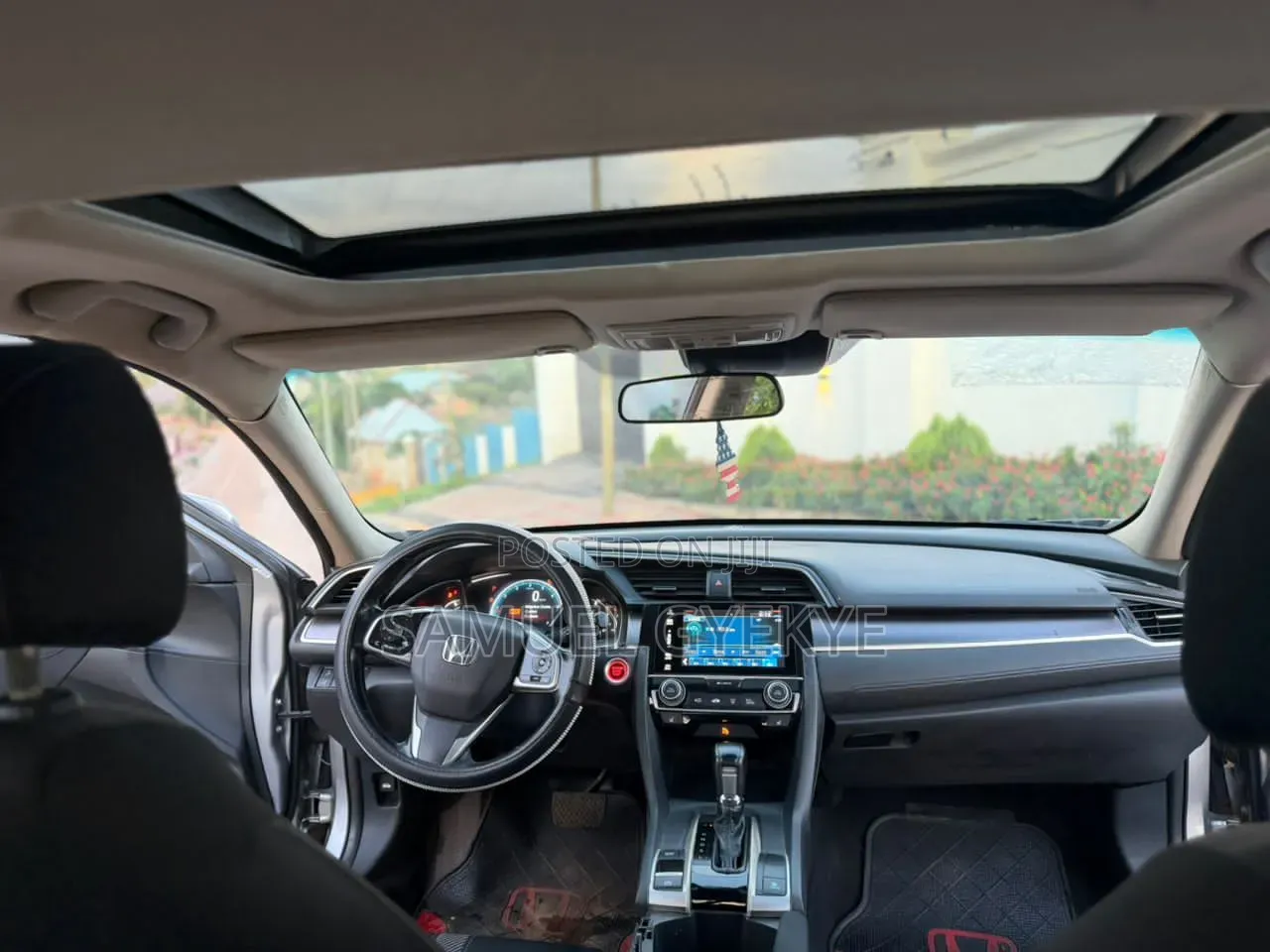 Honda Civic 2018 Red