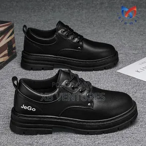 Fashionable Constantine Men's Leather Shoes—Black