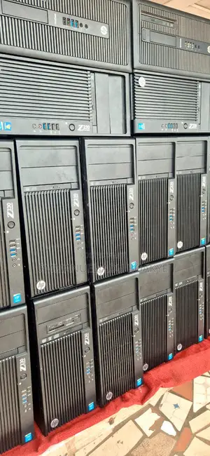 Desktop Computer HP Z230 16GB Intel Xeon HDD+SSD 2T