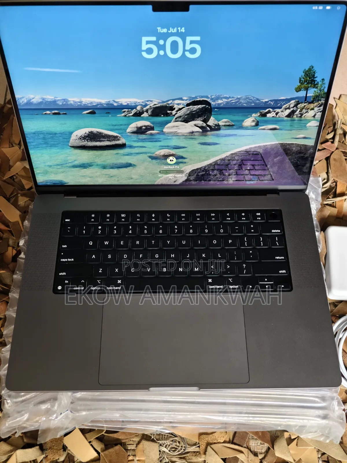 Laptop Apple MacBook Pro 2021 M1 16GB Apple M1 Pro SSD 512GB