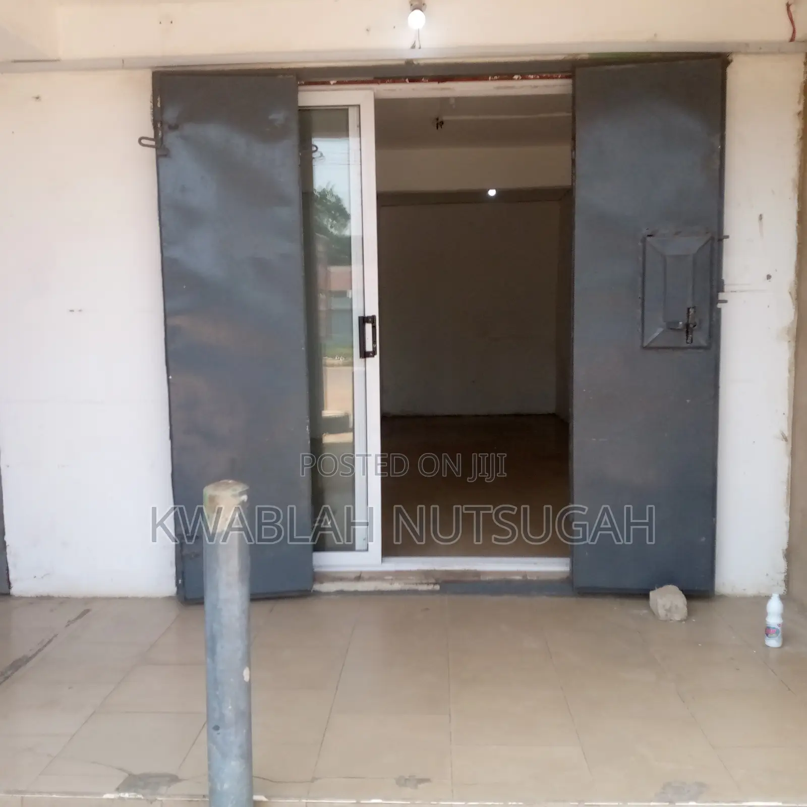 Spacious Roadside Shop for Rent at Nungua Barrier