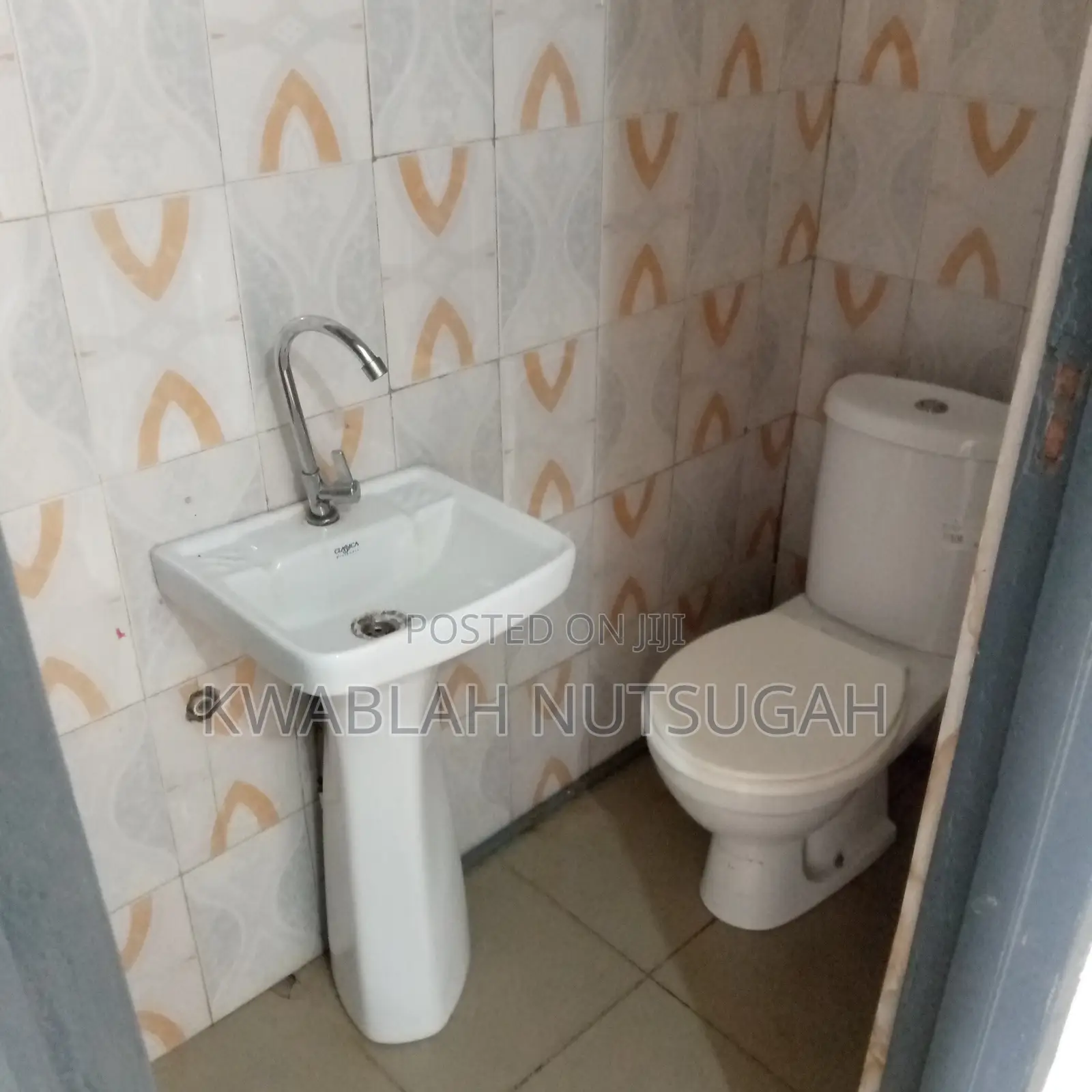 Spacious Roadside Shop for Rent at Nungua Barrier