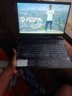 Laptop HP Pavilion 15 16GB Intel Core i5 SSD 1.5T
