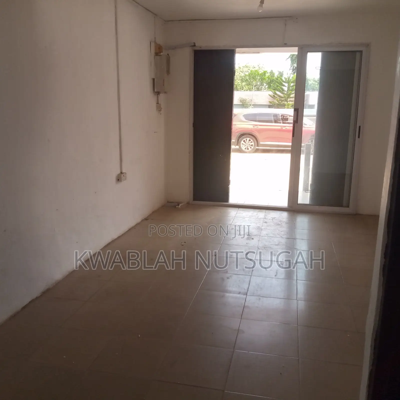 Spacious Roadside Shop for Rent at Nungua Barrier