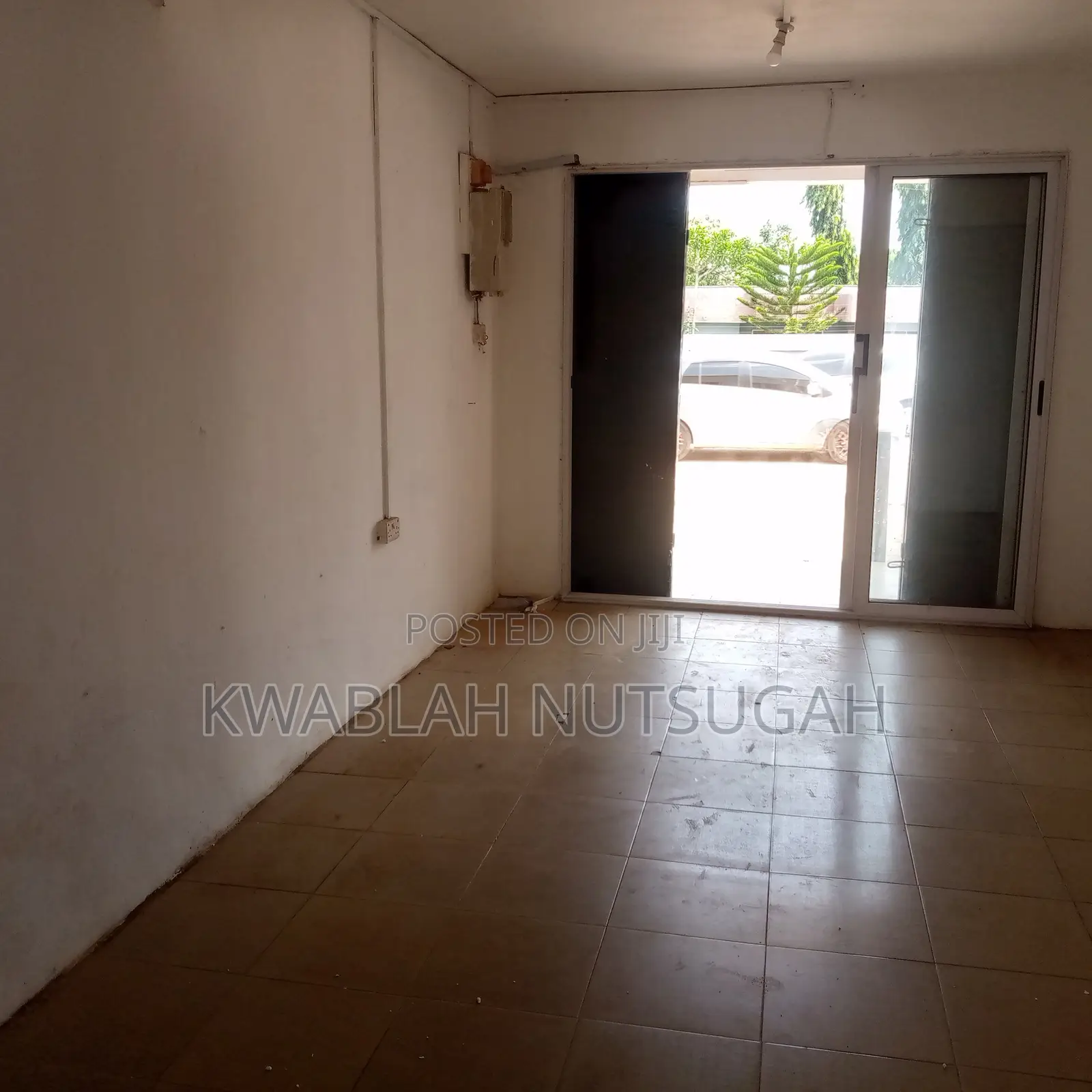 Spacious Roadside Shop for Rent at Nungua Barrier