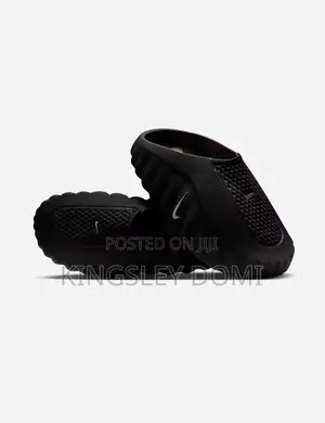 Nike Mind 001