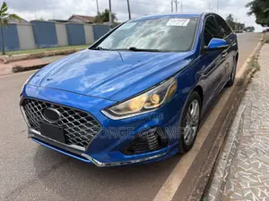 Hyundai Sonata SE 2019 Blue