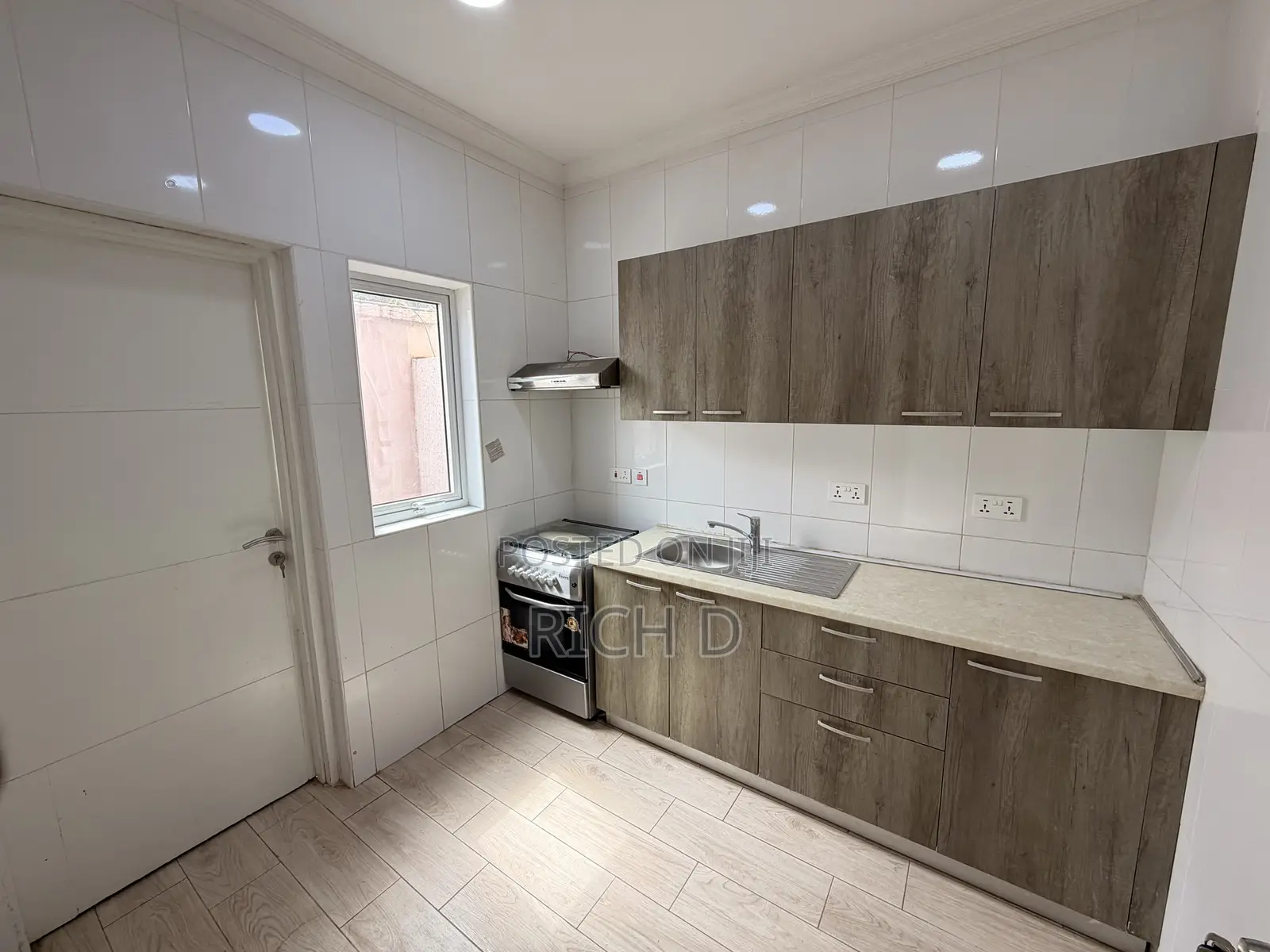 2bdrm Townhouse / Terrace in The Greens Estate, Community 25 for rent
