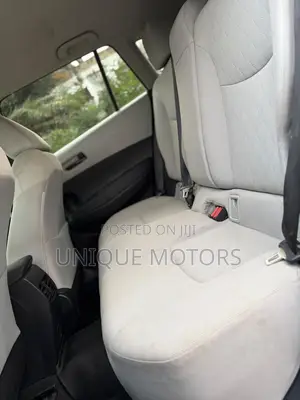 Toyota Corolla Cross LE 4WD 2024 Green