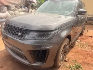 Land Rover Range Rover Sport SE Td6 4x4 (3.0L 6cyl 8A) 2016 Gray
