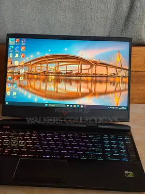 Laptop HP Omen 15-ce0xx 8GB Intel Core i5 SSD 512GB