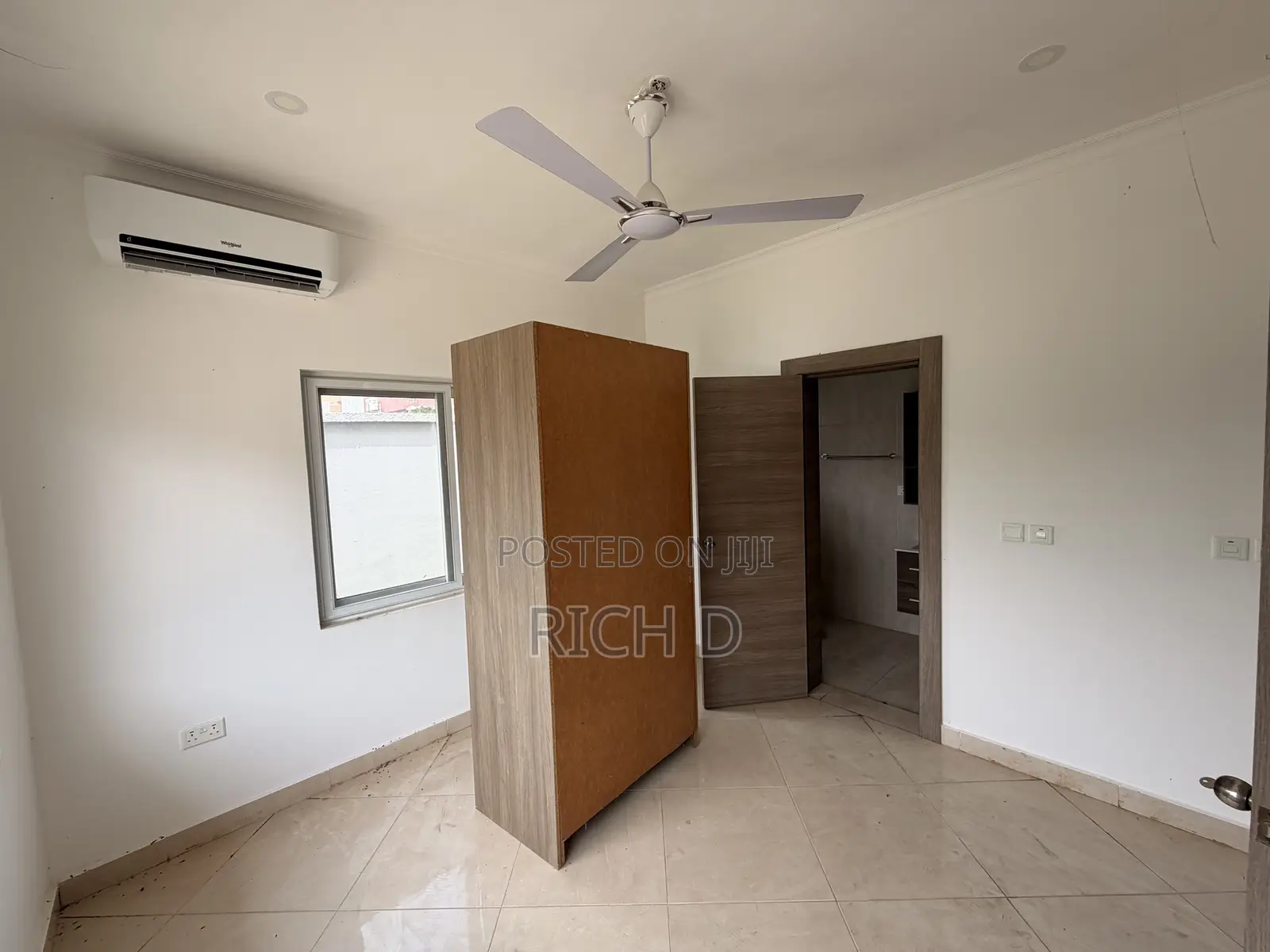 5bdrm House in The Greens Estate, Community 25 for rent