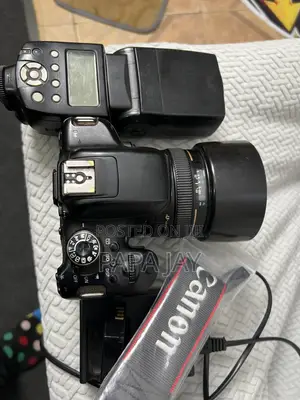 Canon 750d With 50mm F1.4 Plus Free Flash