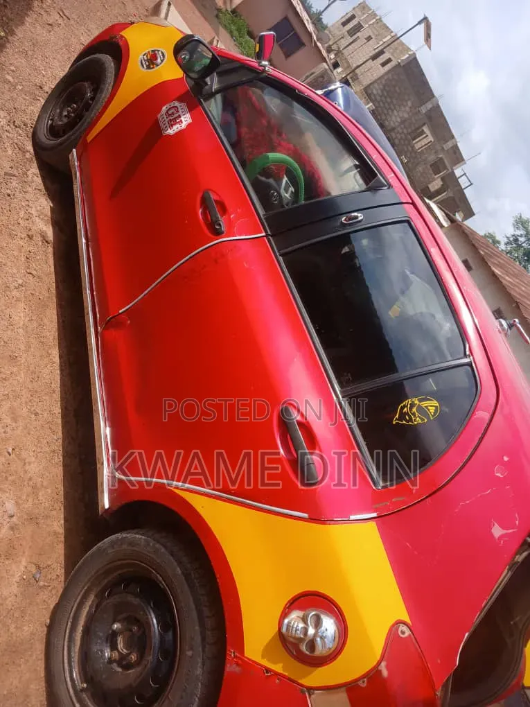 Toyota Yaris 2010 Red