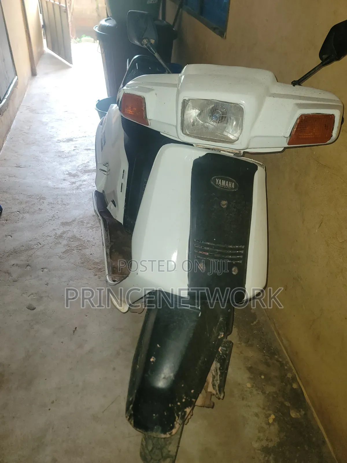 Yamaha 2015 White