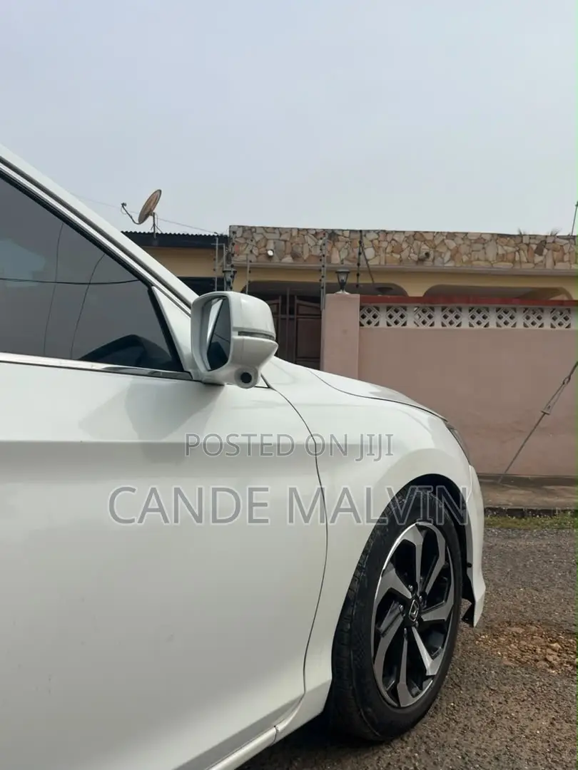 Honda Accord 2017 White
