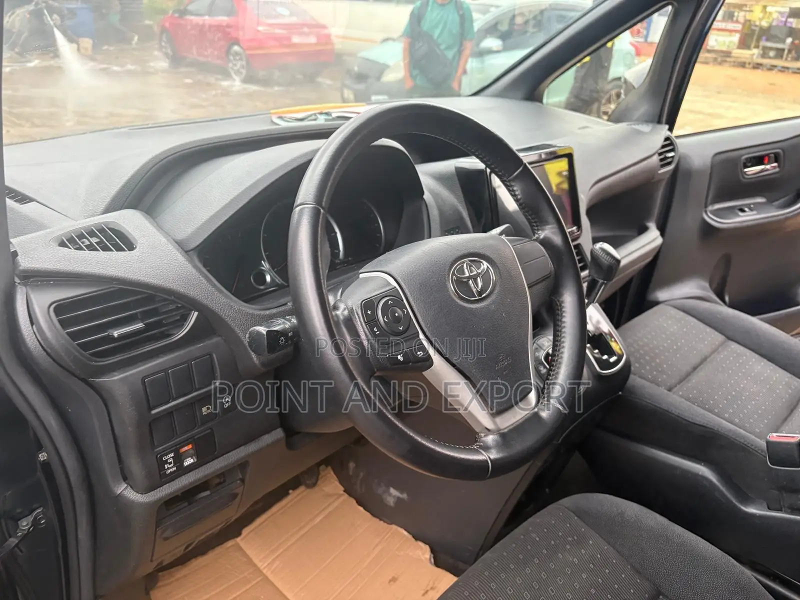 Toyota Voxy 2014 Black