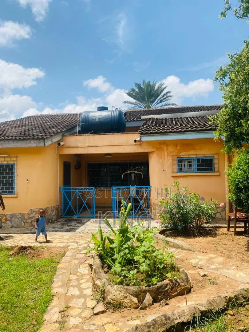 5bdrm House in Achimota for sale