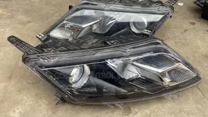 Ford Fusion 2010 Headlight Pair