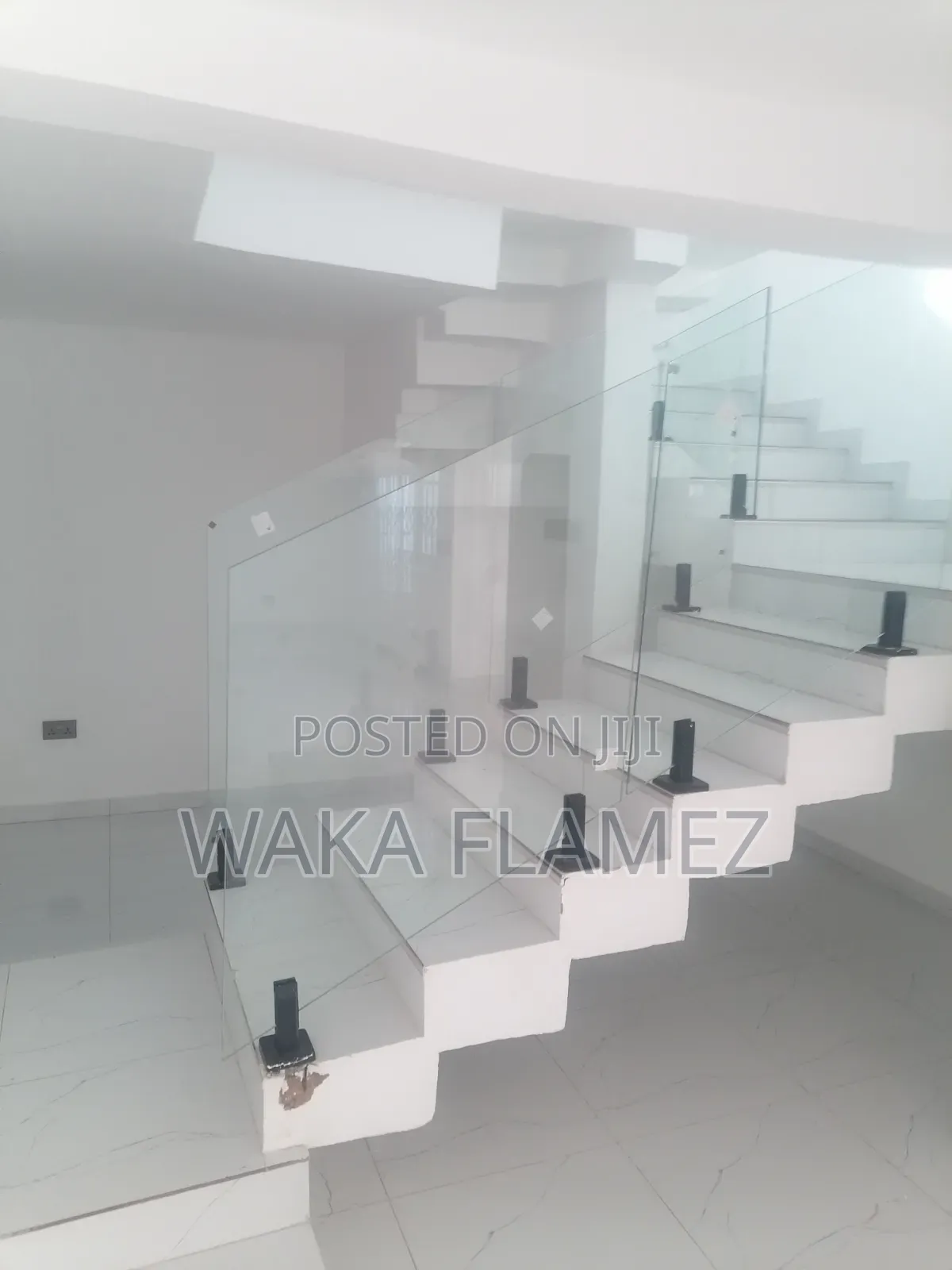 4bdrm Duplex in Waka Properties, Amasaman for sale