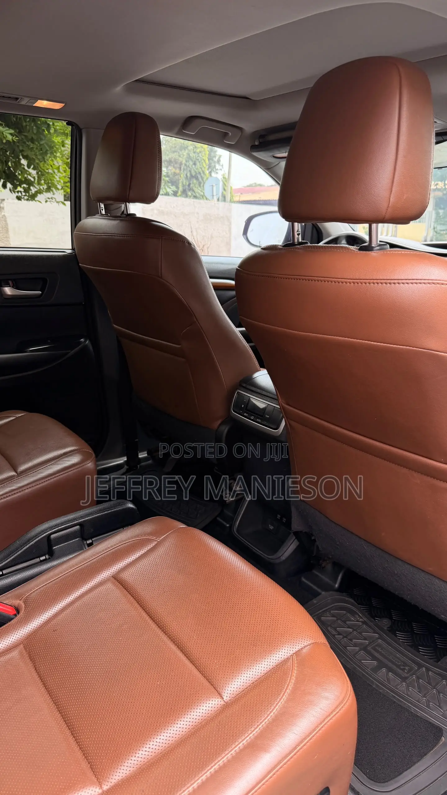 Toyota Highlander XLE 4x2 V6 (3.5L 6cyl 8A) 2017 Blue
