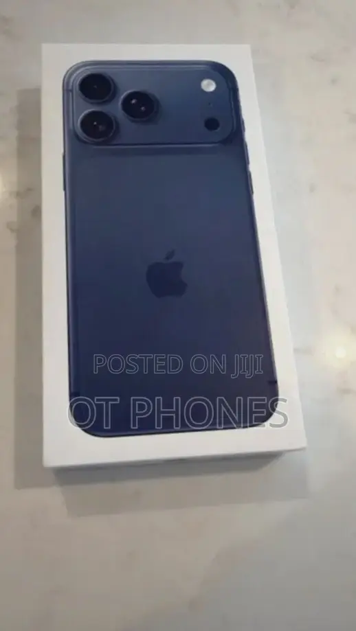 New Apple iPhone 17 Pro Max 256 GB Blue