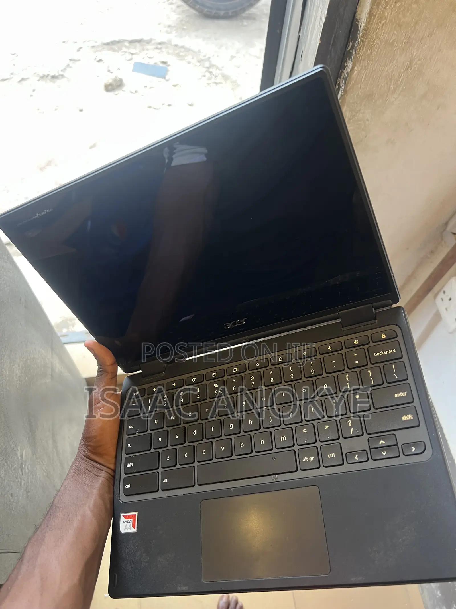 Laptop Acer TravelMate 8GB AMD A4 SSHD+SSD 32GB
