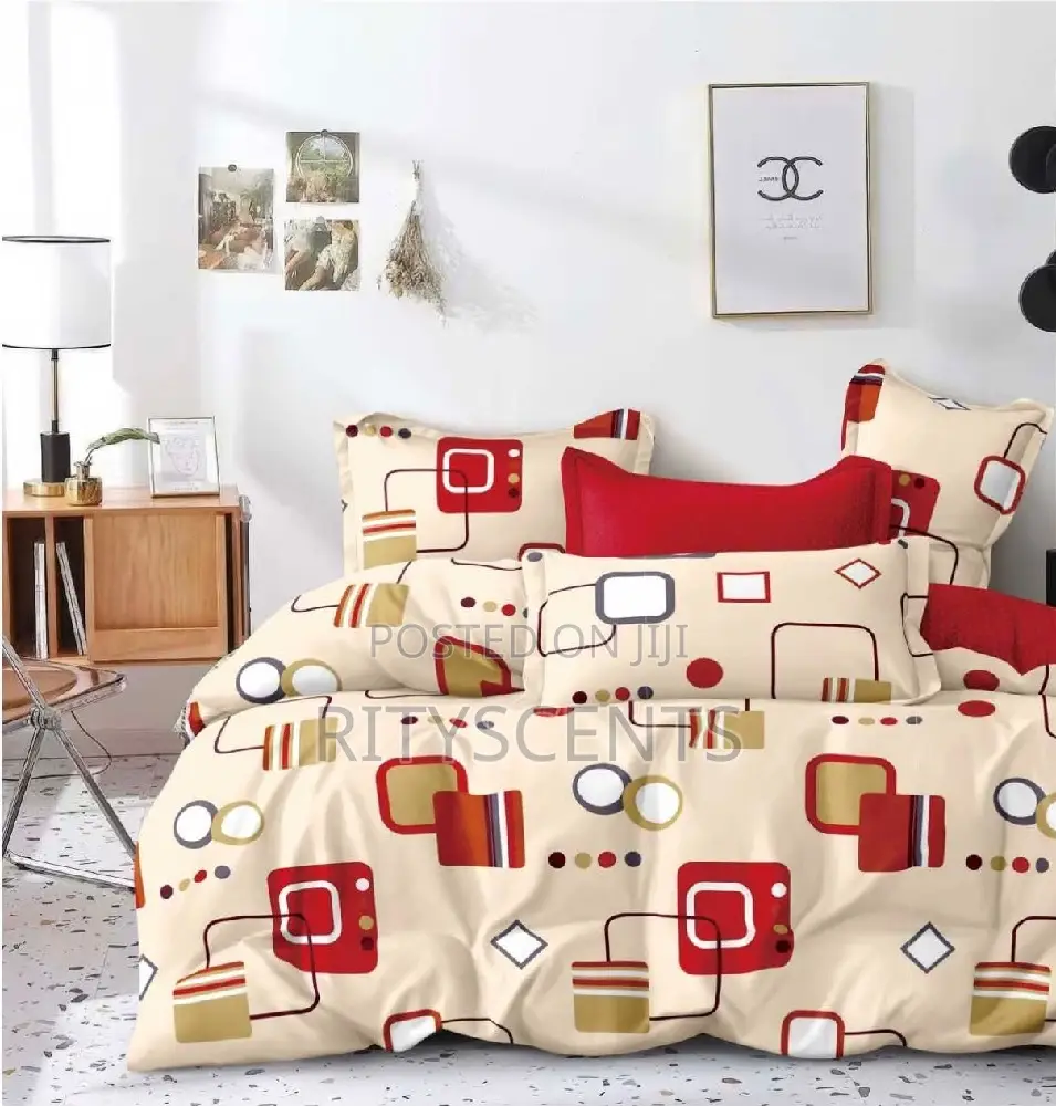 King Size Bedsheet With 4 Pillow Cases