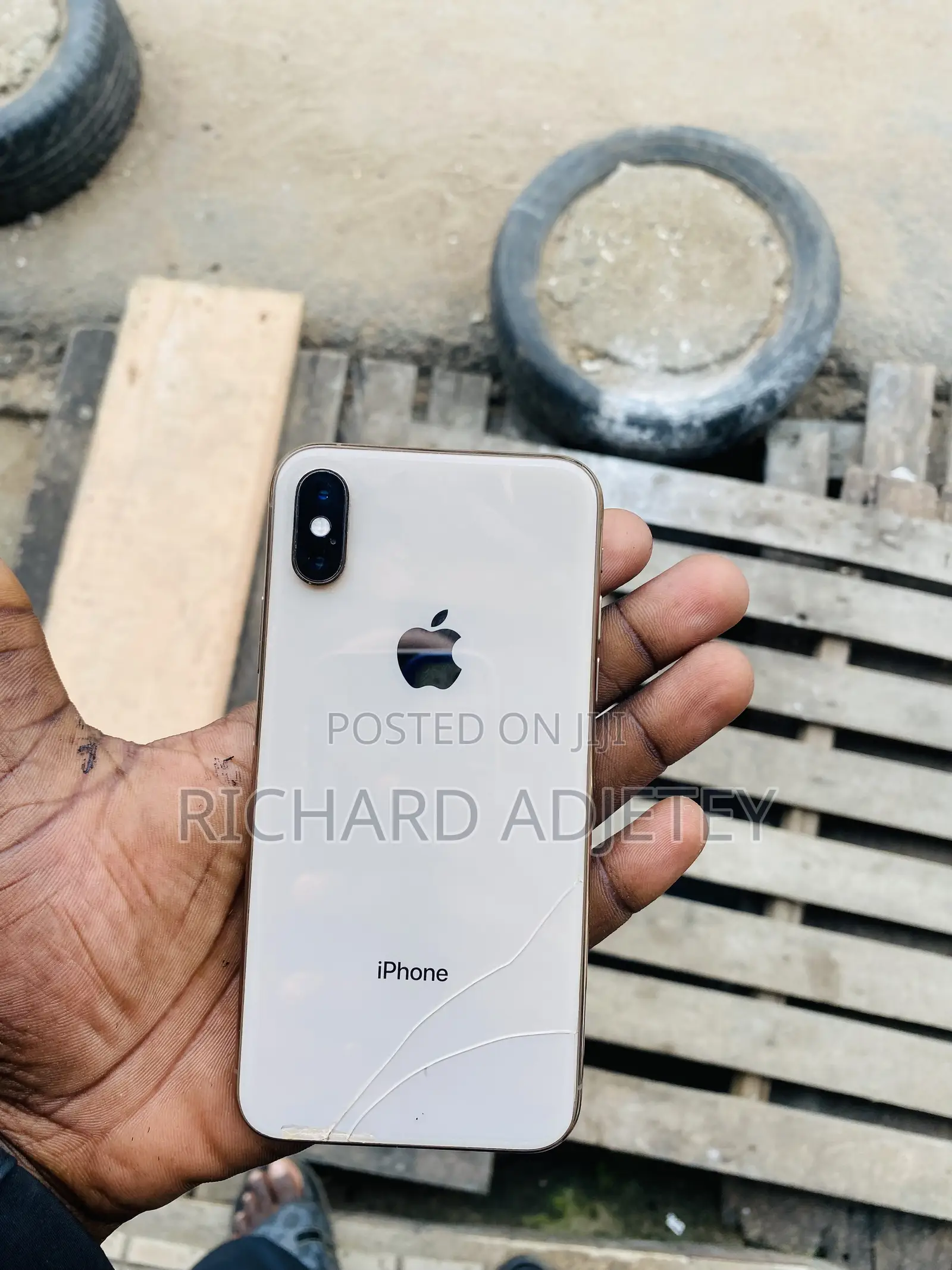 Apple iPhone XS 64 GB Gold