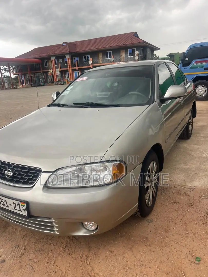 Nissan Sentra 2003 Silver