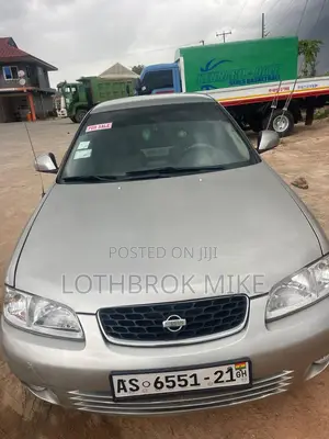 Nissan Sentra 2003 Silver