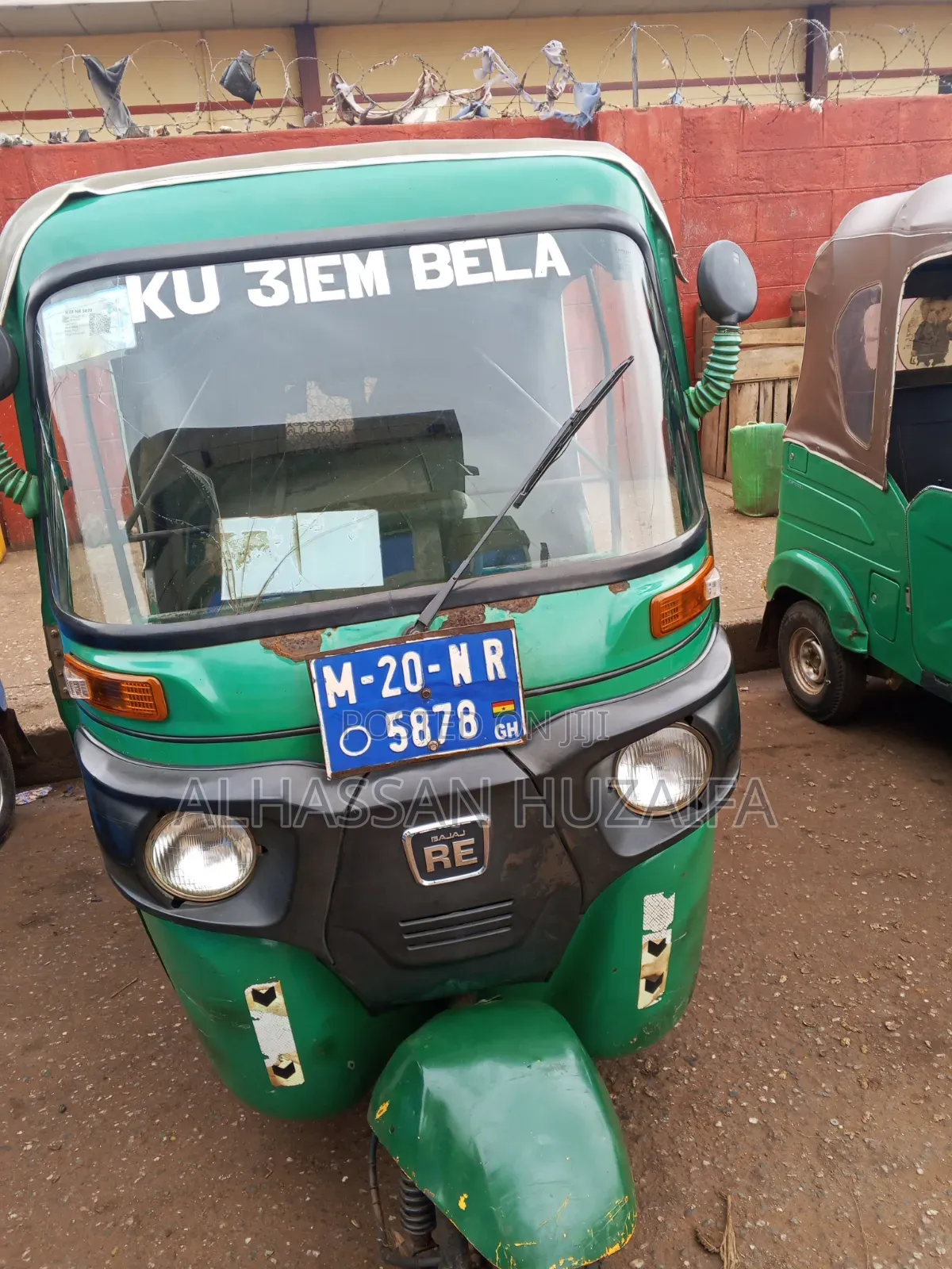 Bajaj RE 2020 Green