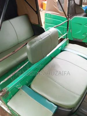 Bajaj RE 2020 Green