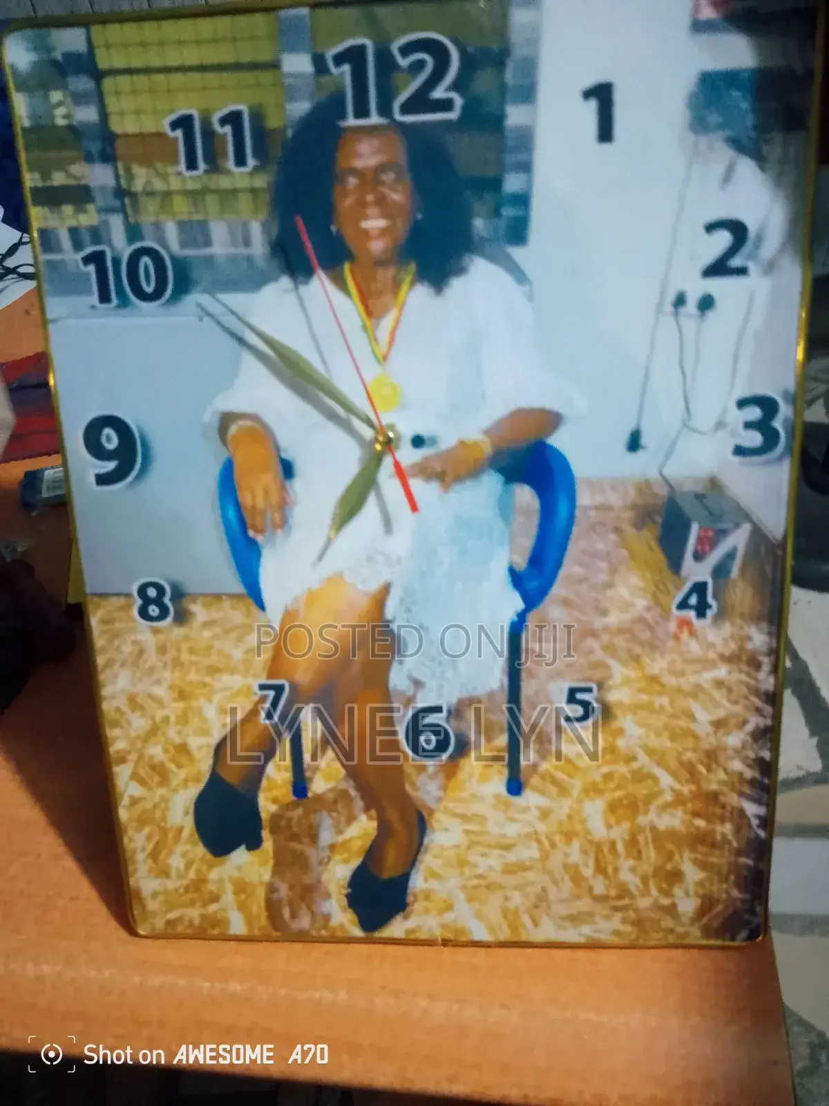Picture Frame for Sale, Customerization and Graphic Designing