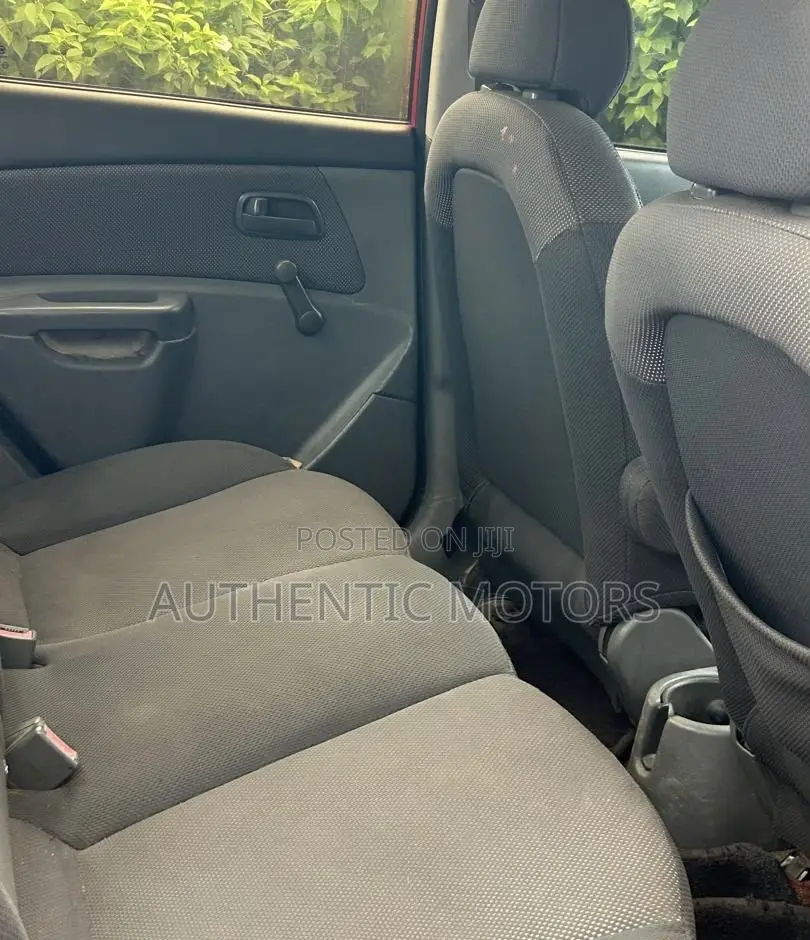 Kia Rio 2010 Red