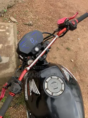 Honda CB 2012 Black