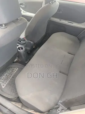 Toyota Vitz 2010 Black