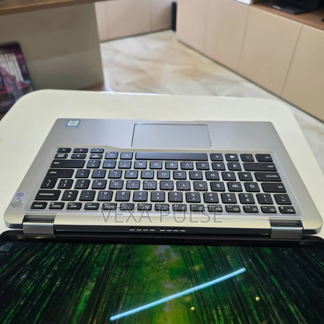 Laptop Dell Latitude 7400 2-in-1 16GB Intel Core i7 SSD 256GB