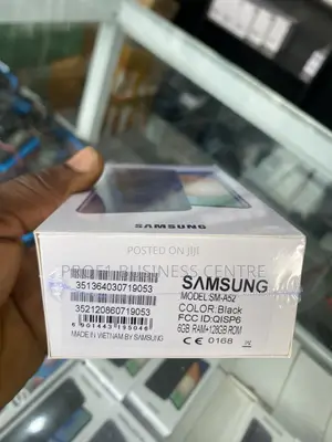New Samsung Galaxy A52 5G 128 GB Black