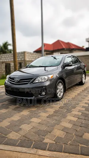 Toyota Corolla LE Special Edition 4dr Sedan (1.8L 4cyl 4A) 2013 Gray