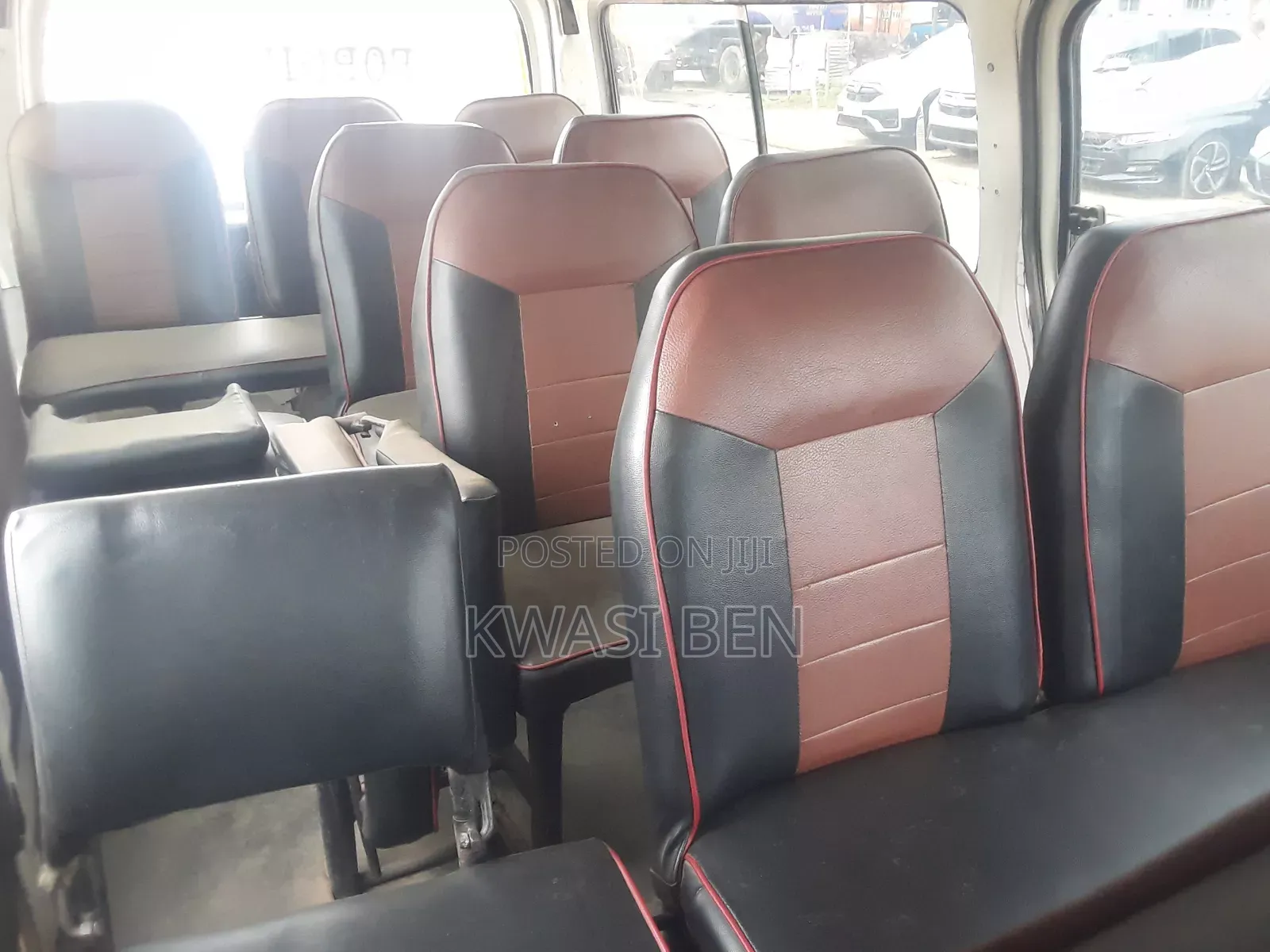 Nissan Caravan (Urvan) 2004 White