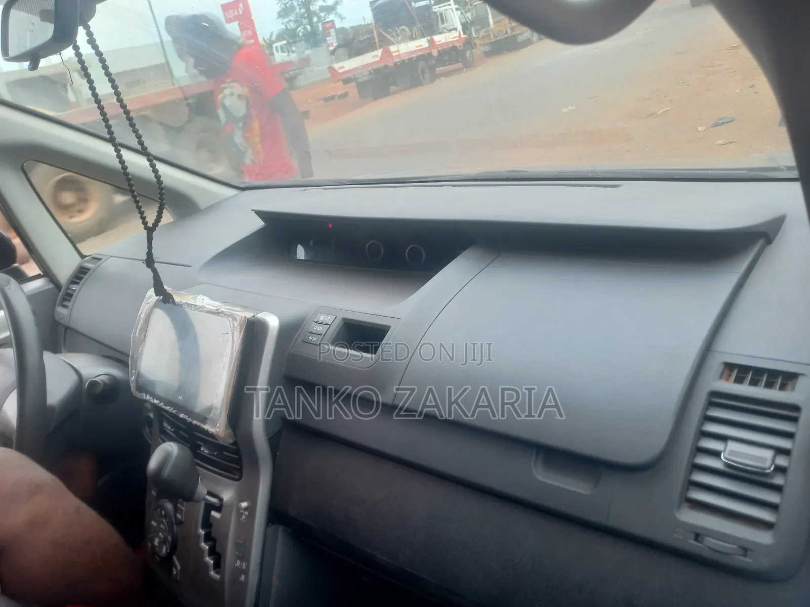 Toyota Voxy 2012 Black