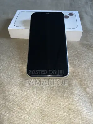 Apple iPhone 11 64 GB White