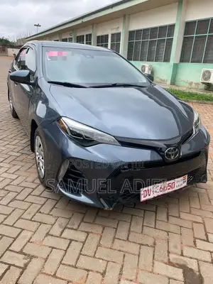 Toyota Corolla 2018 Gray