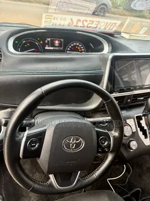 Toyota Sienta 1.5 Hybrid FWD 2020 White