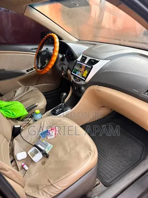 Hyundai Accent 2015 Brown